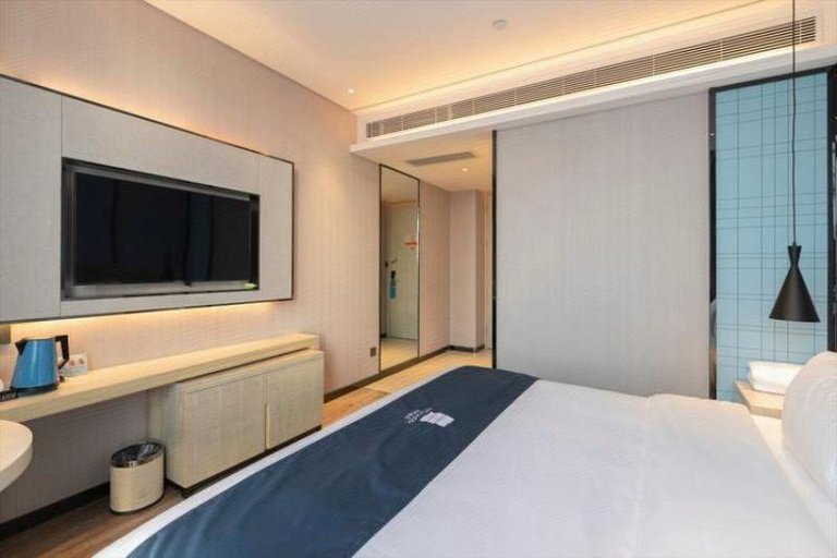 Bedroom 2, Echarm Hotel Huanggang Wanda Plaza, Ezhou