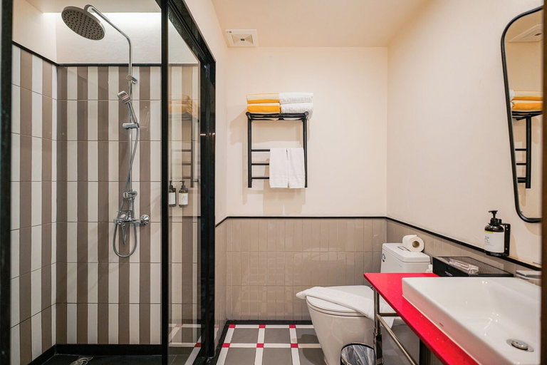 Bathroom 5, Sugar Marina Hotel -POP- Kata Beach, Phuket Island