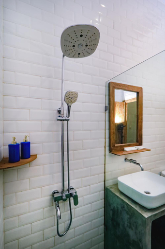 Bathroom 3, Kalipura Villa - Private Pool & Nature Escape, Bantul