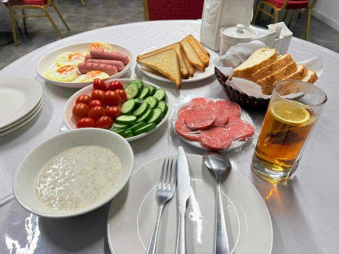Food & Drinks 5, Green Hill Hotel, Almaty
