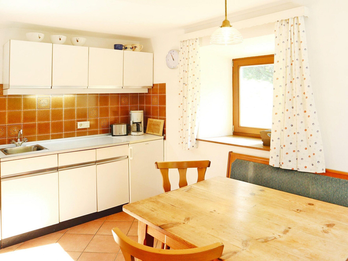 Private kitchen, Farmhouse in Kossen Near Kitzbuhel Alps, Kitzbühel