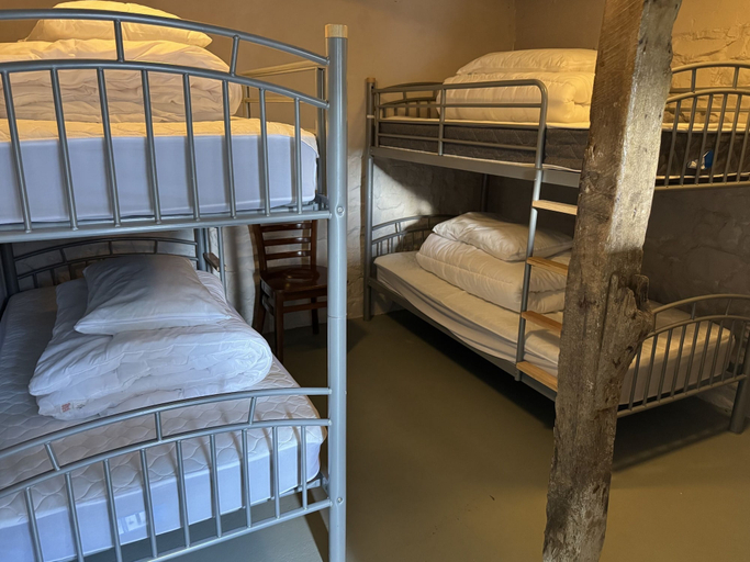 Bedroom 5, Drewe Arms Bunk Rooms, Devon