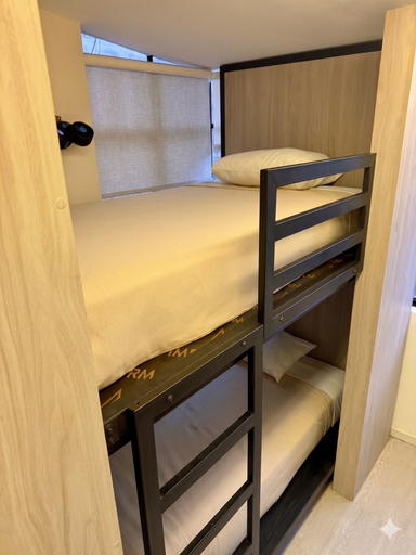 Room 3, Ayni Living, Lima