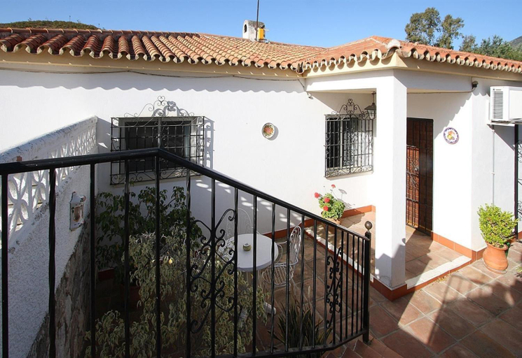 Others 4, Andalusian style villa, Málaga