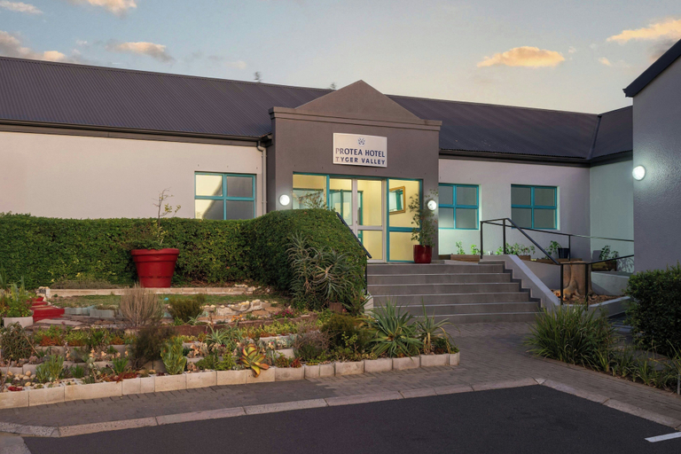 Exterior & Views 2, Protea Hotel by Marriott Cape Town Tyger Valley, City of Cape Town