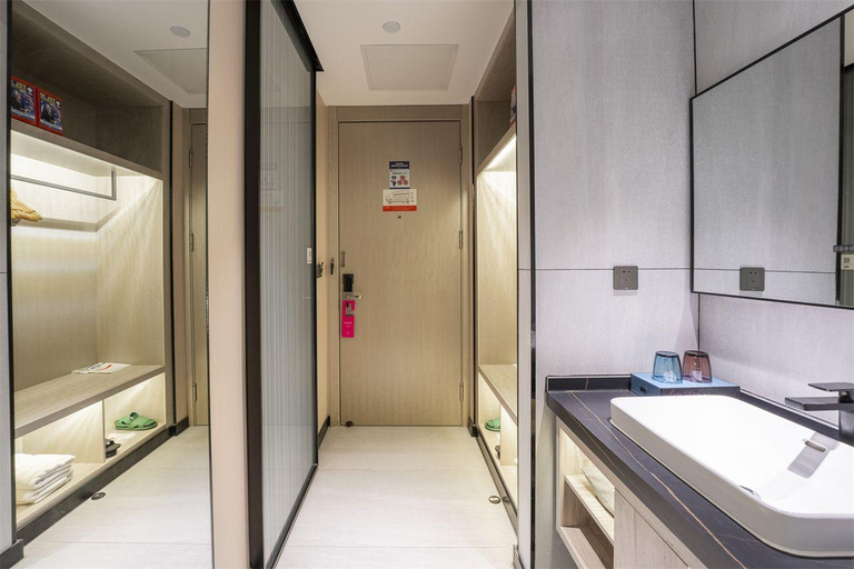 Bathroom 3, Echarm Hotel Huanggang Wanda Plaza, Ezhou