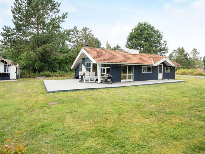 Others 3, 4 Star Holiday Home in Rodby, Lolland
