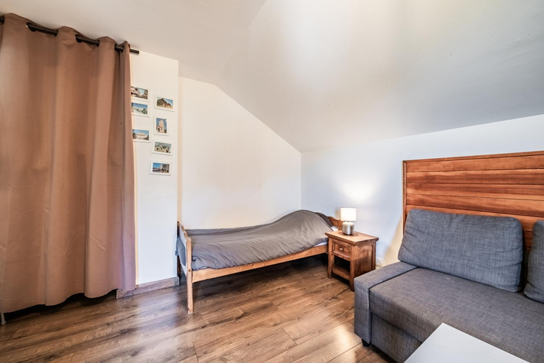 Bedroom 4, Chalet Tante Emma proche Lac Leman, Haute-Savoie