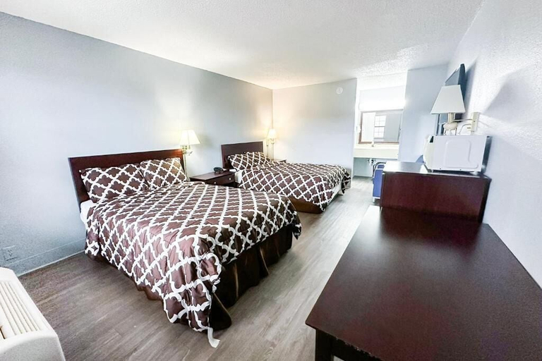 Room 2, Happy Extended stay, Hopkins