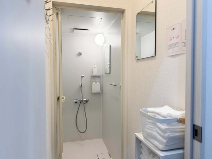 Bathroom 3, D-ryokan, Bunkyō