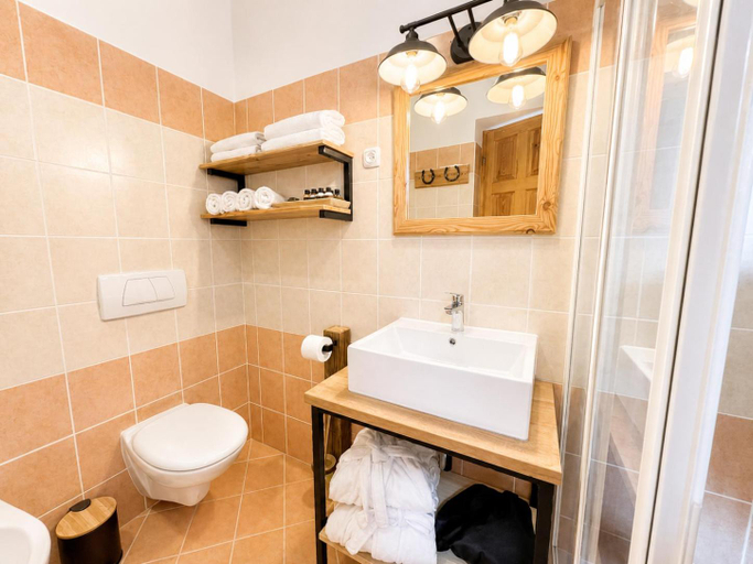 Bathroom 3, Rezidenca Korman, Lovrenc na Pohorju