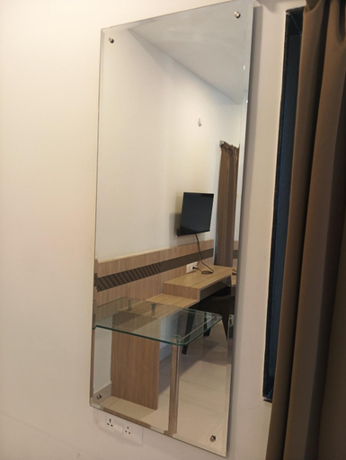 Bathroom 3, Embassy Suites, Hyderabad