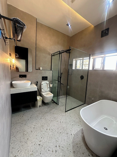 Bathroom 2, Vacation Haven Apartment, Eti-Osa