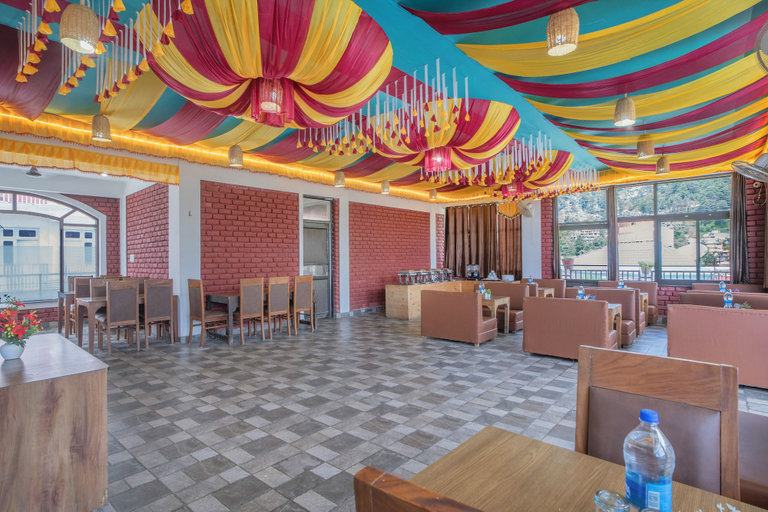 Restaurant 5, Treebo Holiday Hill, Kangra