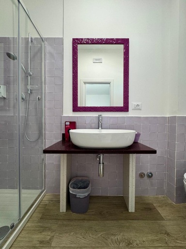 Bathroom 2, Molo '93 - RoomsAndSea, Cosenza