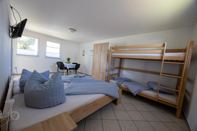Bedroom 2, Ferienpark Buntspecht Apartment B, Vorpommern-Rügen