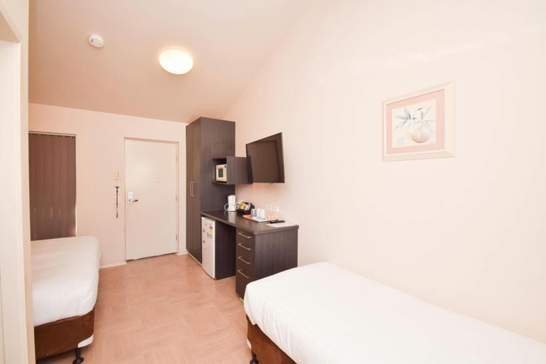 Bedroom 3, Station Hotel Motel, Cessnock