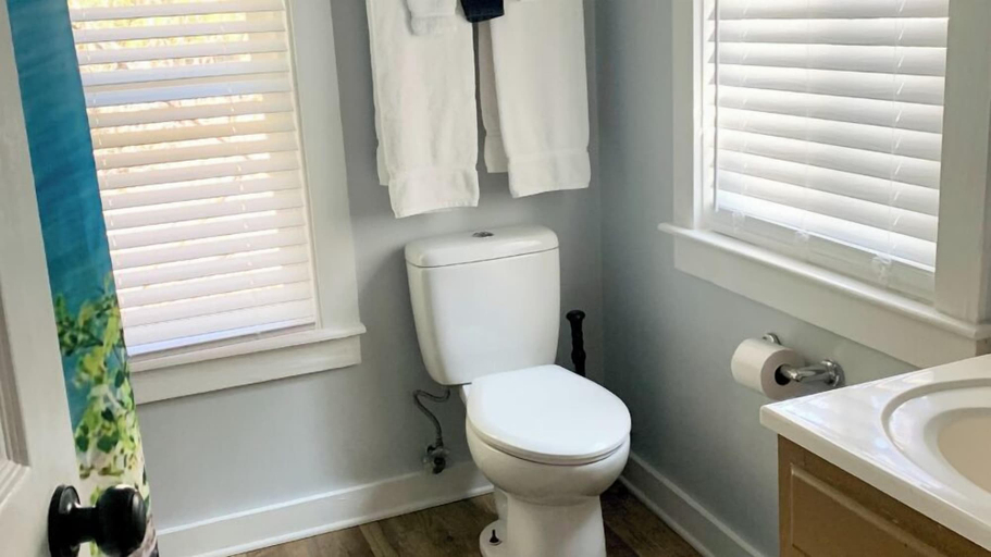 Bathroom 4, Victoria Resort and Bed & Breakfast, Van Buren