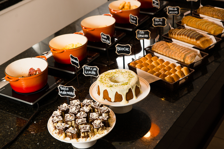 Food & Drinks 5, Hotel Campo Largo Express, Campo