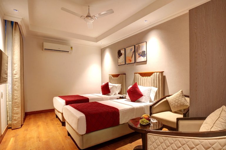 Room 5, IVA Premium Aerocity, Delhi