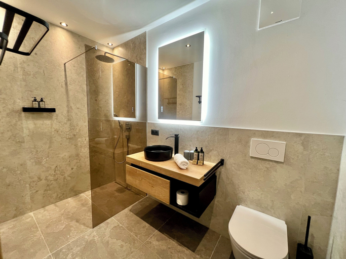 Bathroom 4, Goldhirsch  Aparthotel Wagrain, Sankt Johann im Pongau