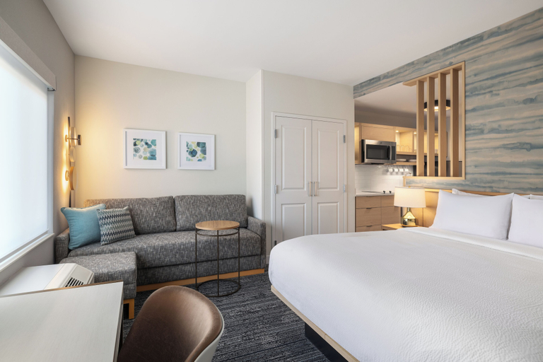 Room 2, Towneplace Suites By Marriott Hickory, Catawba