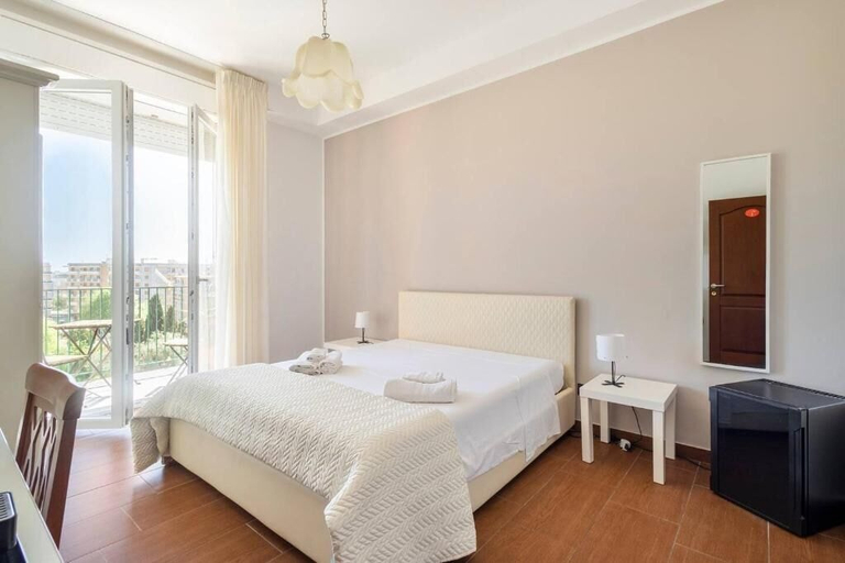 Room 4, Panoramic Rooms, Syracuse