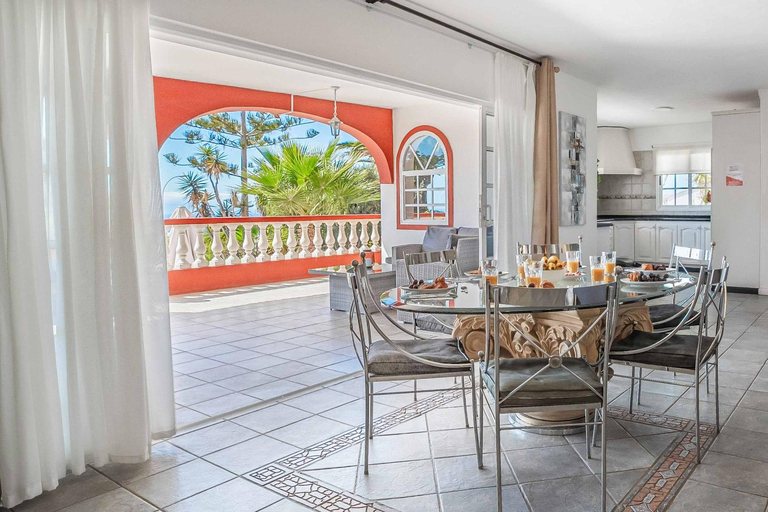 Food & Drinks, Villa Oleada, Santa Cruz de Tenerife