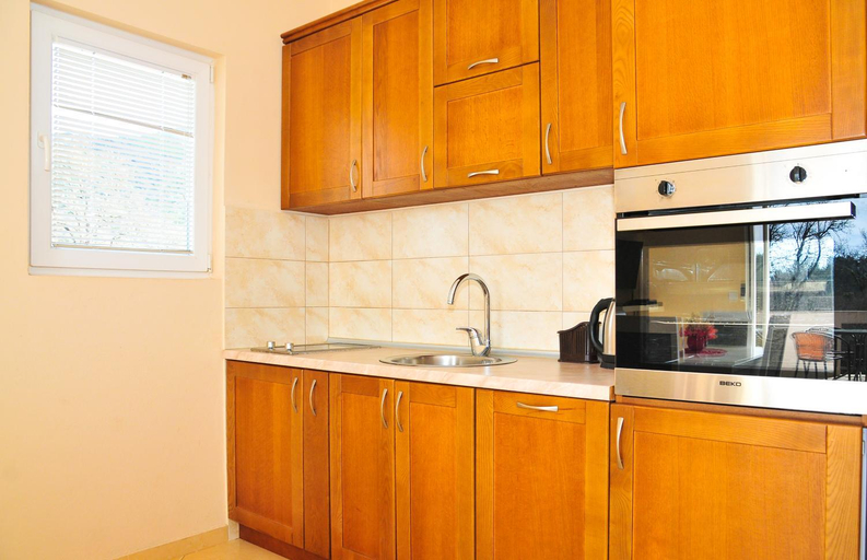 Others 3, Apartmani Bulajic