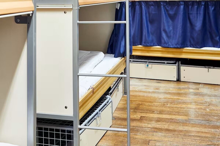 Room 2, BacPac Hostel, London
