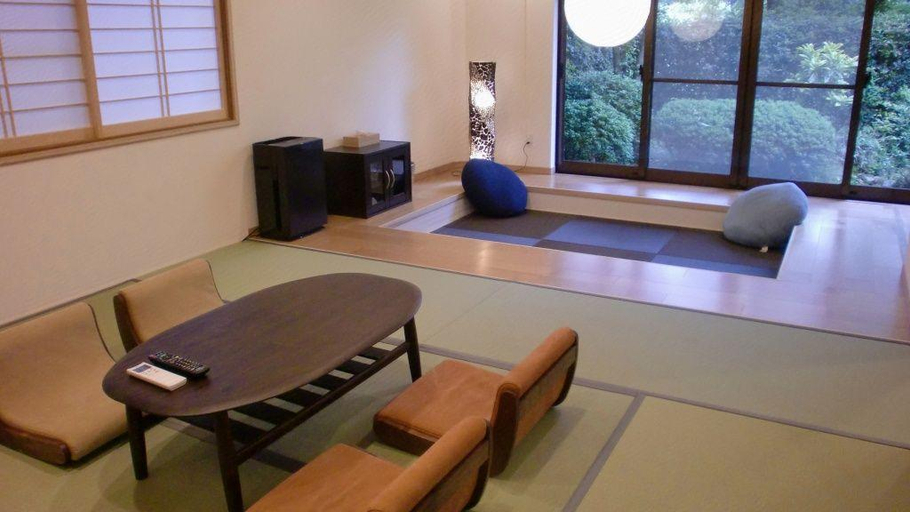 Others 5, Chikurakutei, Minamiaso