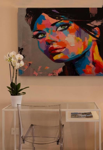 Others 5, Room Boutique 32, Alicante