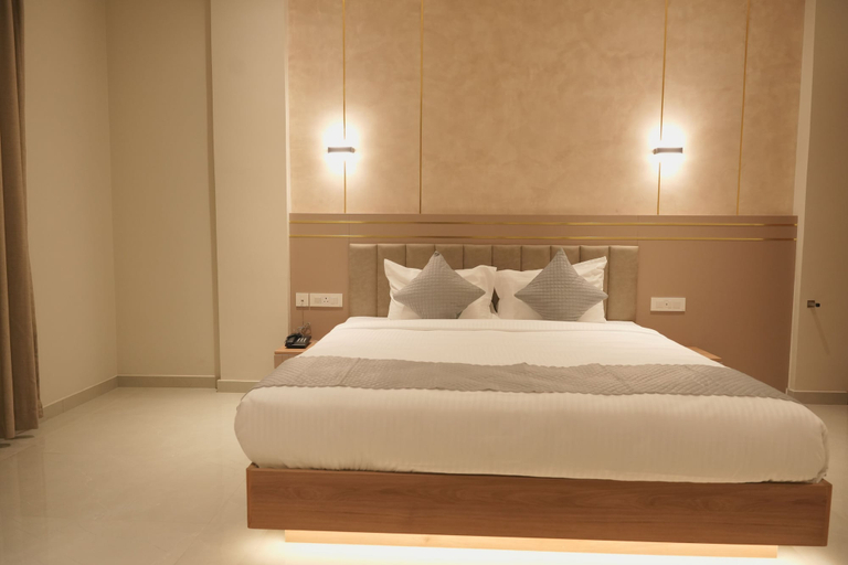 Room 2, Hotel D' Paris, Kozhikode