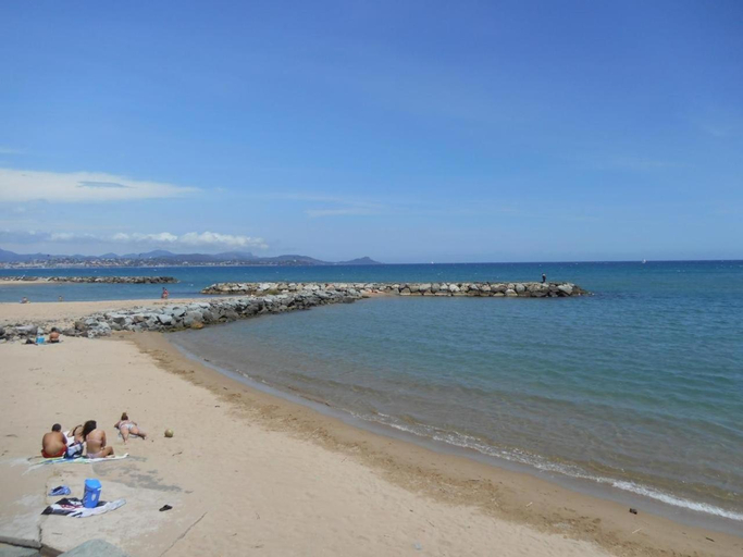 Others 2, Duplex Appartement 300m de la mer, Var