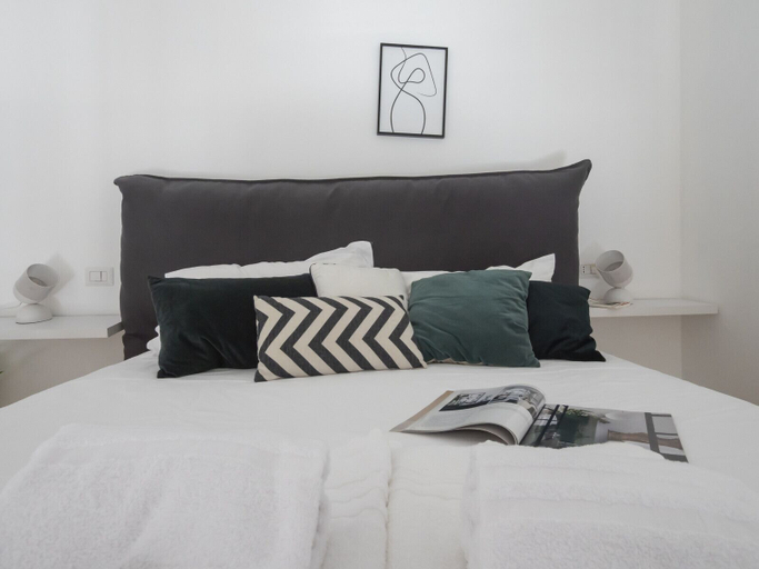Bedroom 2, Fiori - Bright Stylish Loft in the Heart of Brera, Milano