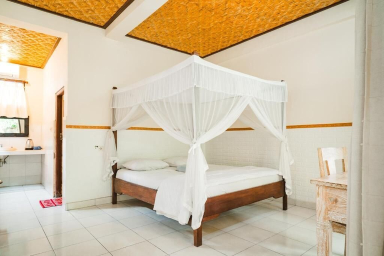 Room 4, Bisma Jaya Bungalow, Gianyar