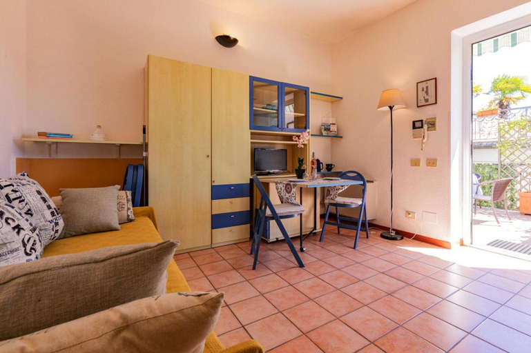 Living area, Residence Casa & Vela With Private Beach, Oggebbio, Verbano-Cusio-Ossola