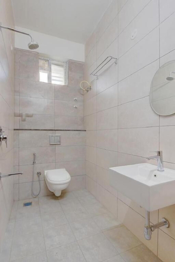 Bathroom 4, Hotel Tree Suites Next Airport In, Bangalore