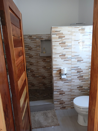 Bathroom, Tiptree Lodge, Livingstone