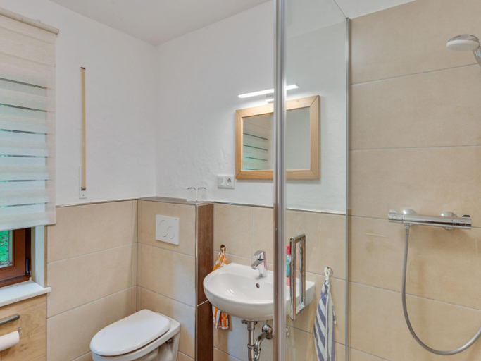 Bathroom 3, Einladende Ferienwohnung in Medebach, Hochsauerlandkreis