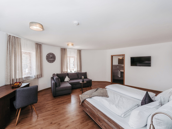 Bedroom 3, Hotel Gasthof Kern, Rosenheim