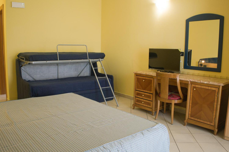 4, Hotel Costabella, Vibo Valentia
