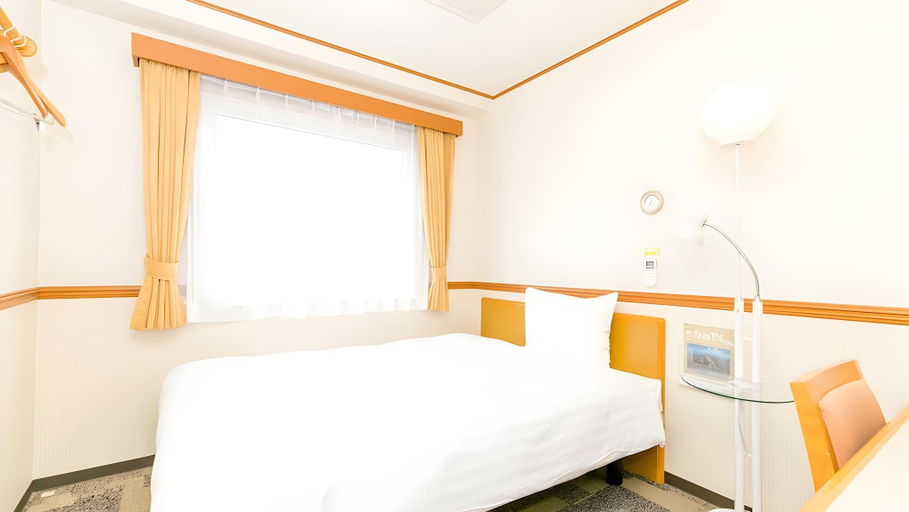 Bedroom 3, Toyoko Inn Oita Ekimae, Ōita