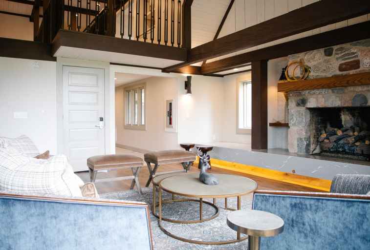Public Area 2, The Highlands at Harbor Springs, Emmet