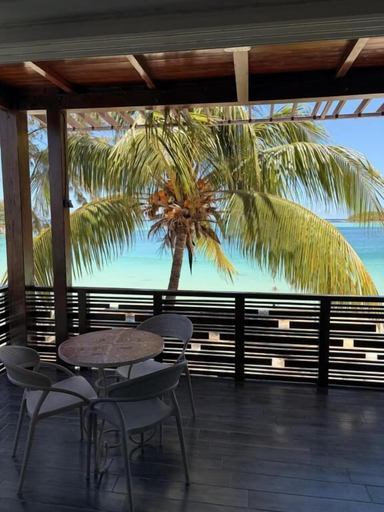 Outdoor dining 3, Holiblue