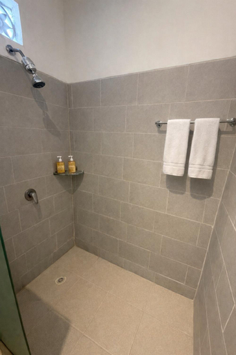 Bathroom 3, Luxury 2BR Villa with Private Pool, Quiet Canggu, Badung