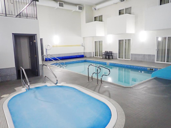 Sport & Beauty 3, Days Inn by Wyndham Valemount, Fraser-Fort George