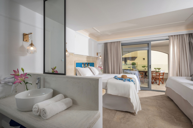 Bedroom 3, Parthenis Beach Suites by the Sea, Crete