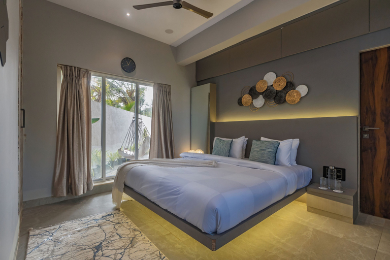 Room 4, ELIVAAS Moonlit retreat 3 BHK with Pool, Raigarh