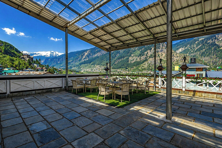 Food & Drinks 5, Flamingo Resort, Kullu